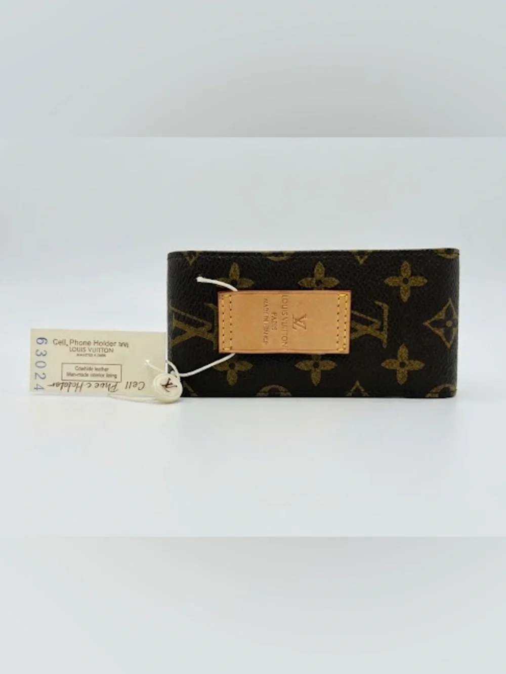 🤎 Louis Vuitton Monogram Cell Phone Holder — NWT!